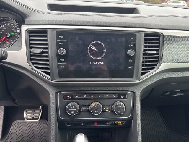 2021 Volkswagen Atlas 3.6L V6 SE w/Technology R-Line