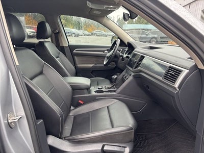 2021 Volkswagen Atlas 3.6L V6 SE w/Technology R-Line