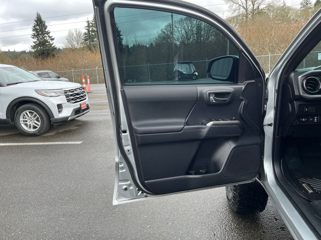 2022 Toyota Tacoma SR5 V6