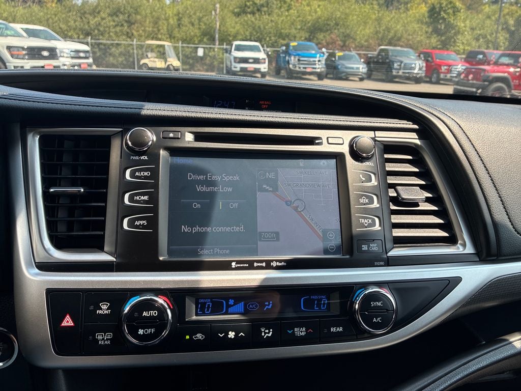 2019 Toyota Highlander SE