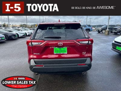 2025 Toyota RAV4 XLE