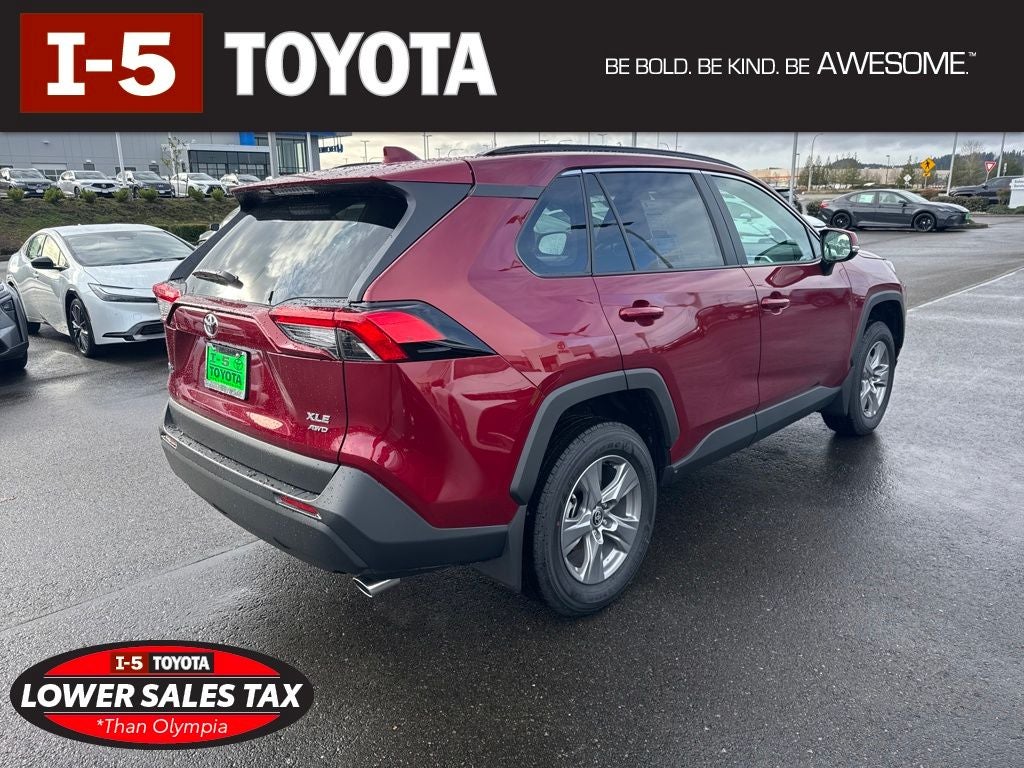 2025 Toyota RAV4 XLE