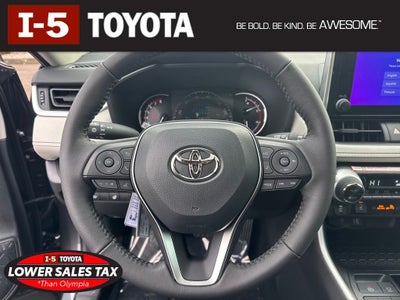 2025 Toyota RAV4 XLE