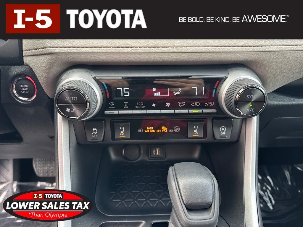 2025 Toyota RAV4 XLE