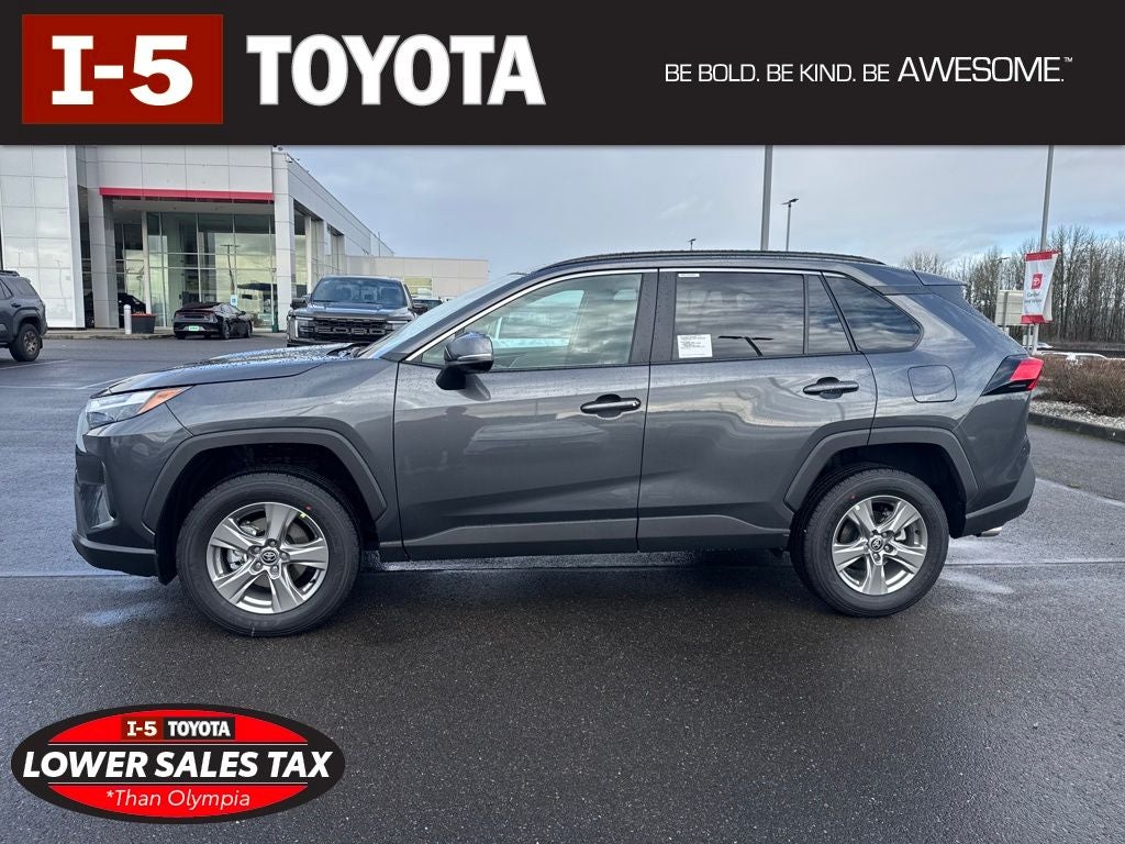 2025 Toyota RAV4 XLE