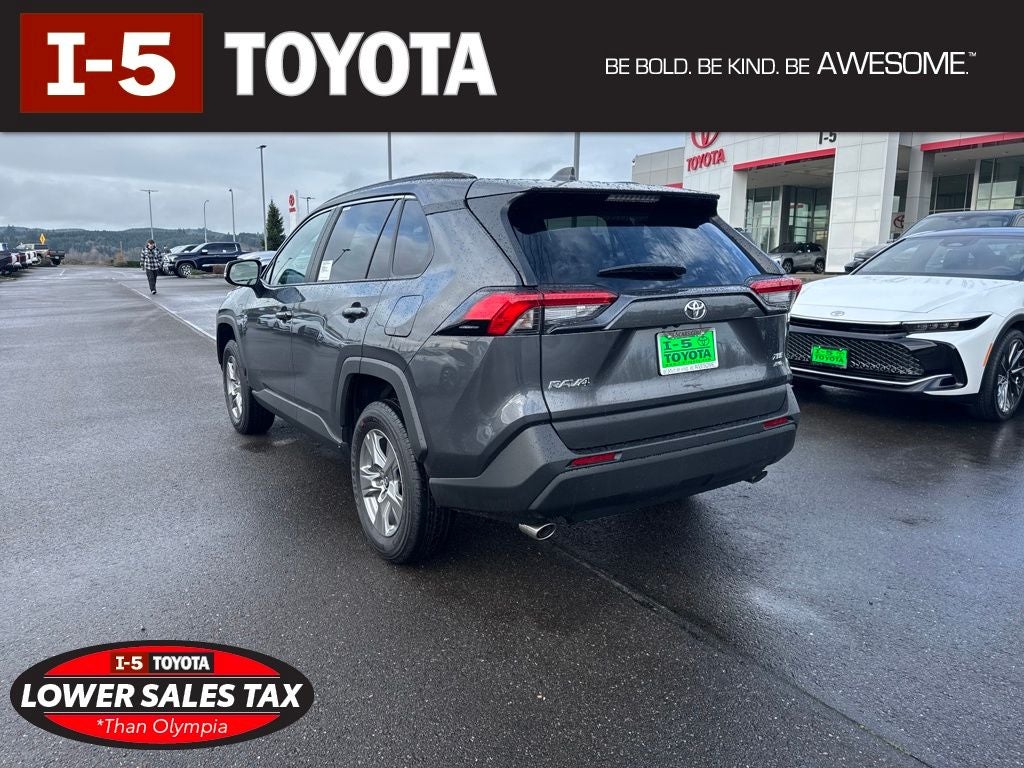 2025 Toyota RAV4 XLE