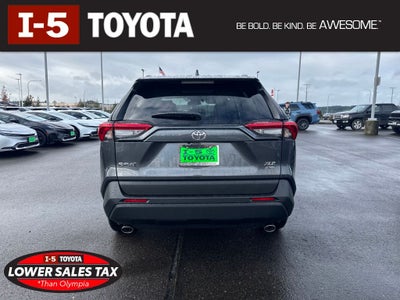 2025 Toyota RAV4 XLE