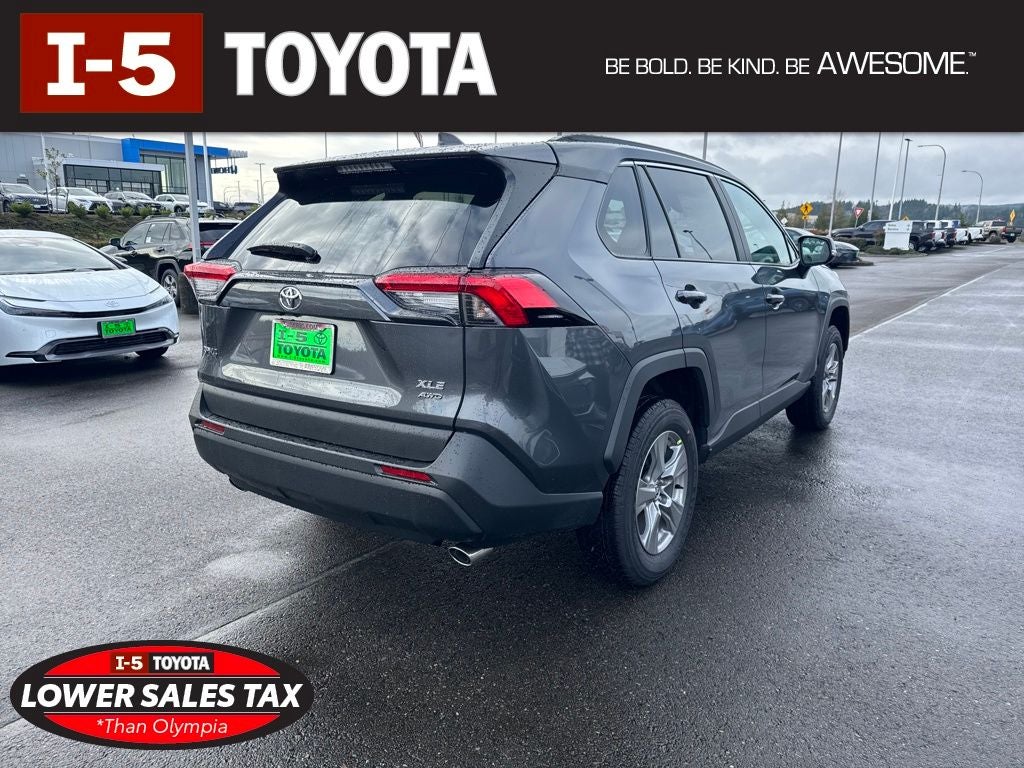 2025 Toyota RAV4 XLE