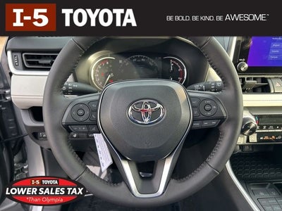 2025 Toyota RAV4 XLE