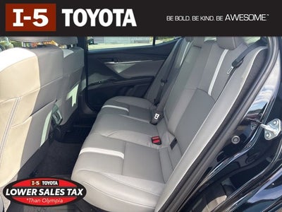 2026 Toyota Camry SE AWD