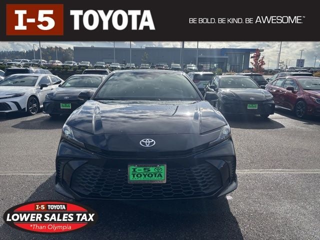 2026 Toyota Camry SE AWD