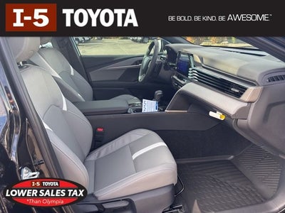 2026 Toyota Camry SE AWD