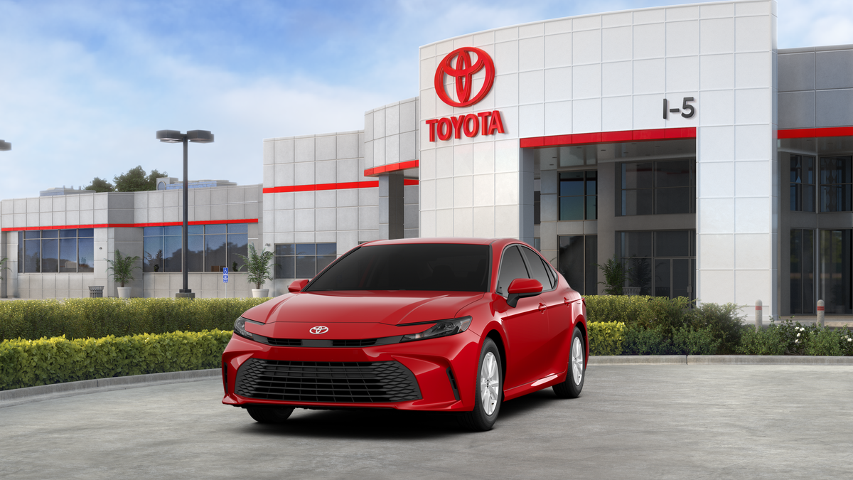 2026 Toyota Camry LE AWD
