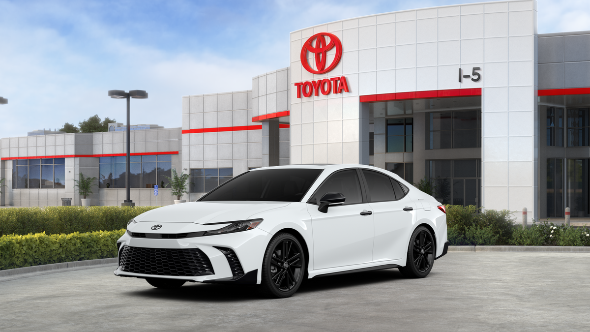 2026 Toyota Camry Nightshade AWD Hybrid's photo