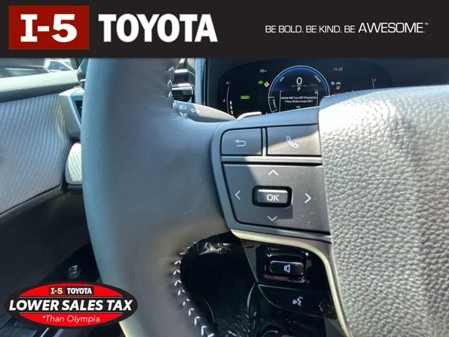 2026 Toyota Camry SE AWD