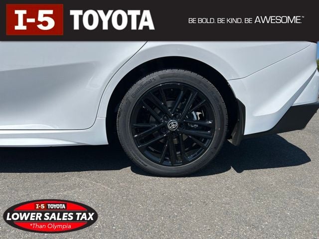 2026 Toyota Camry SE AWD