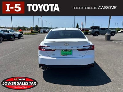 2026 Toyota Camry SE AWD