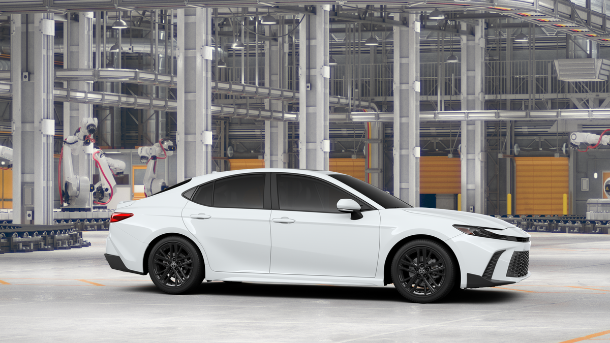 2026 Toyota Camry SE AWD