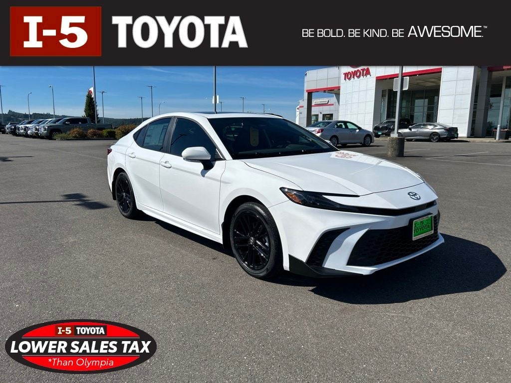 2026 Toyota Camry SE AWD