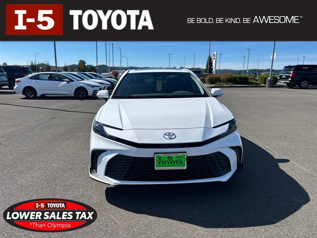 2026 Toyota Camry SE AWD