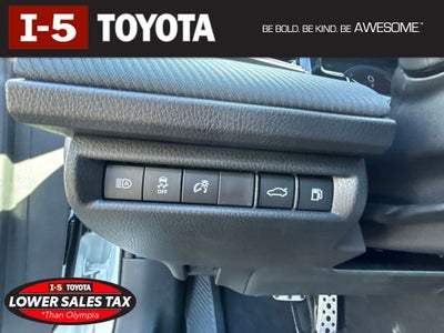 2026 Toyota Camry SE AWD
