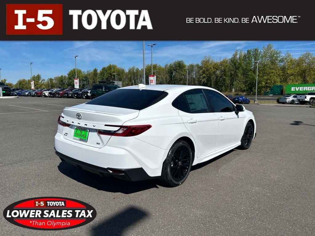 2026 Toyota Camry SE AWD