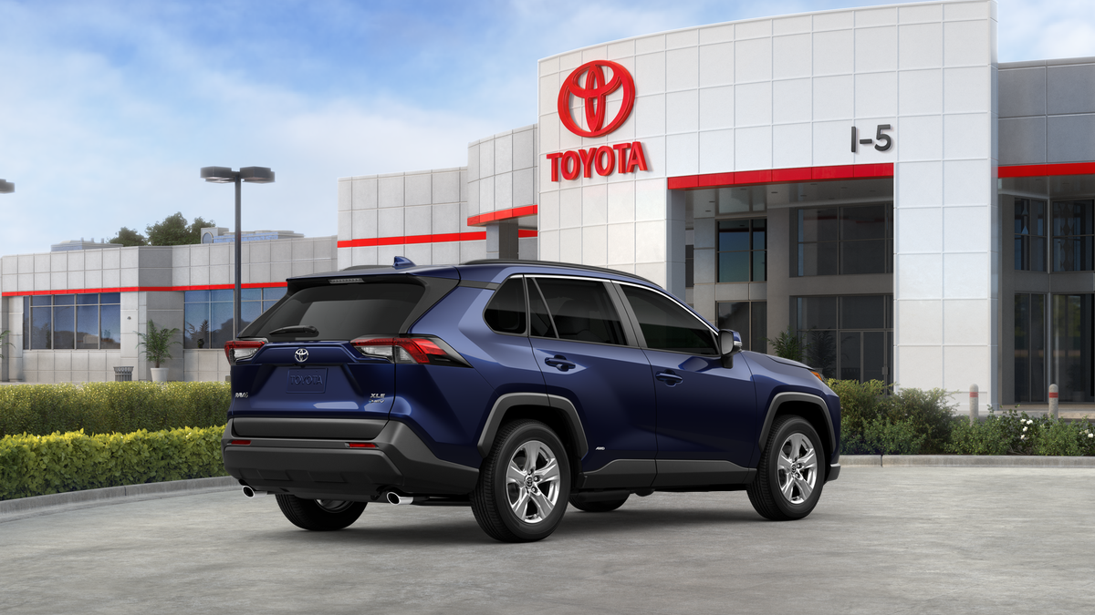 2025 Toyota RAV4 Hybrid XLE