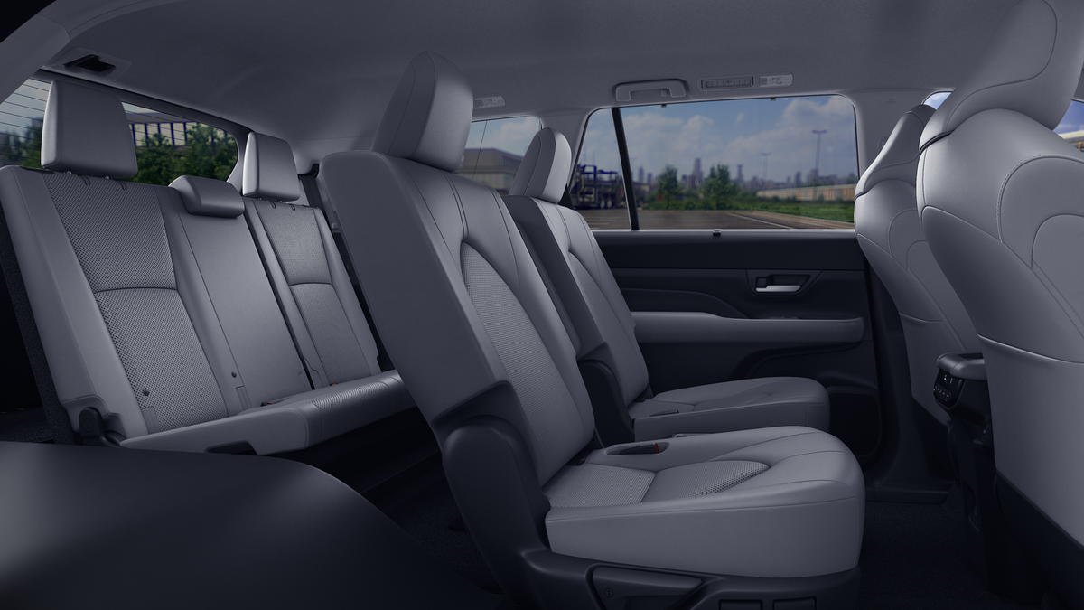 2026 Toyota Grand Highlander Hybrid XLE