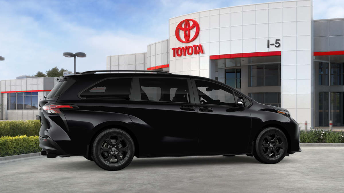 2026 Toyota Sienna Woodland Edition