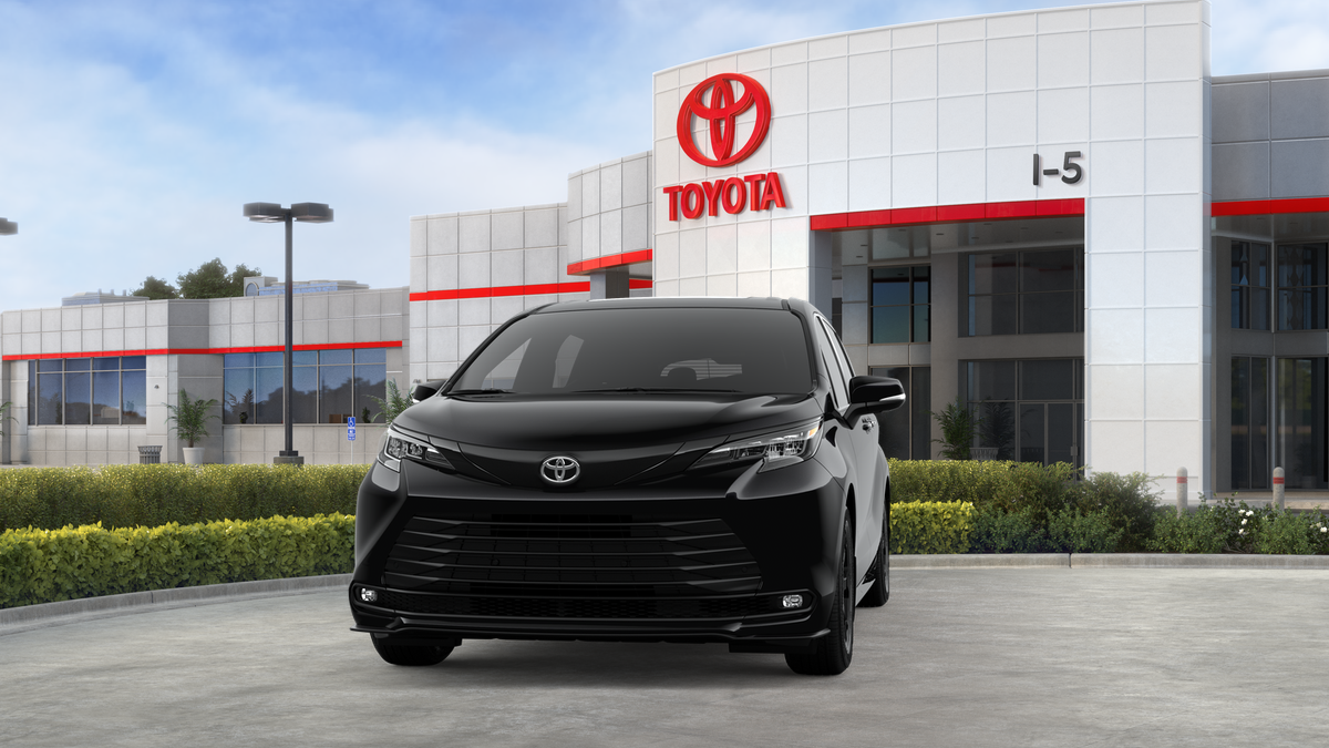 2026 Toyota Sienna Woodland Edition
