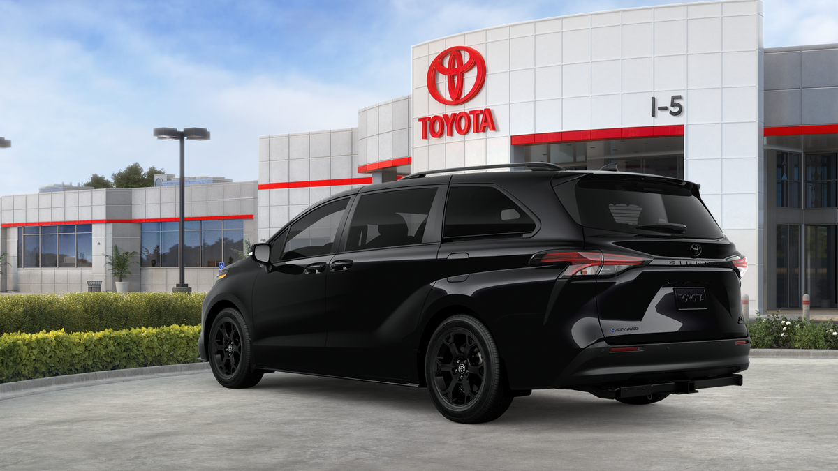 2026 Toyota Sienna Woodland Edition