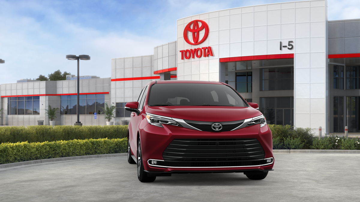2026 Toyota Sienna Platinum
