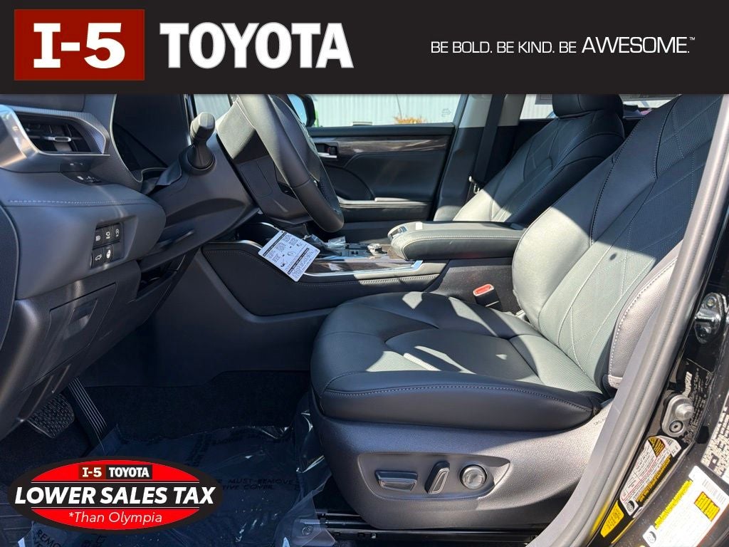 2026 Toyota Highlander Platinum