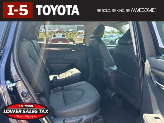 2026 Toyota Highlander Platinum