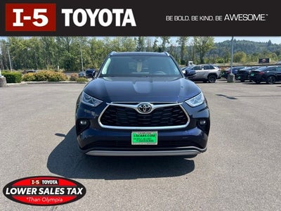 2026 Toyota Highlander Platinum