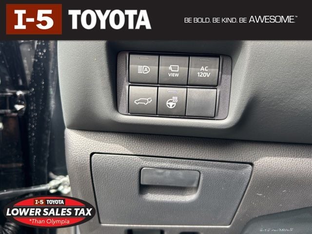 2026 Toyota Highlander Hybrid Limited