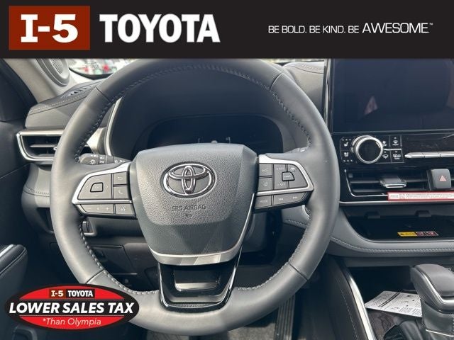 2026 Toyota Highlander Hybrid Limited