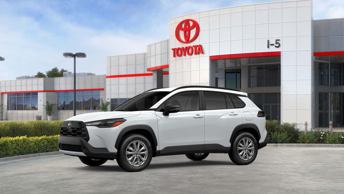 2026 Toyota Corolla Cross LE