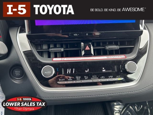 2026 Toyota Corolla Cross LE