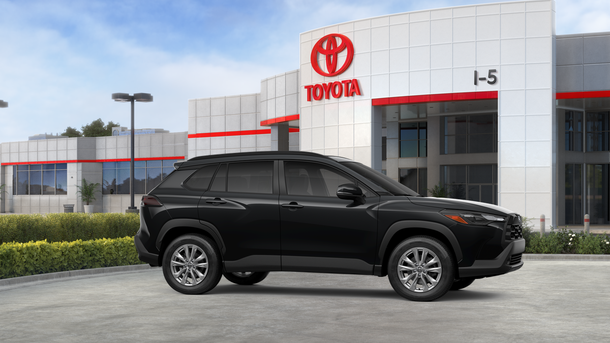 2026 Toyota Corolla Cross LE
