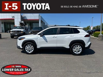 2026 Toyota Corolla Cross LE