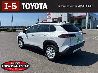 2026 Toyota Corolla Cross LE