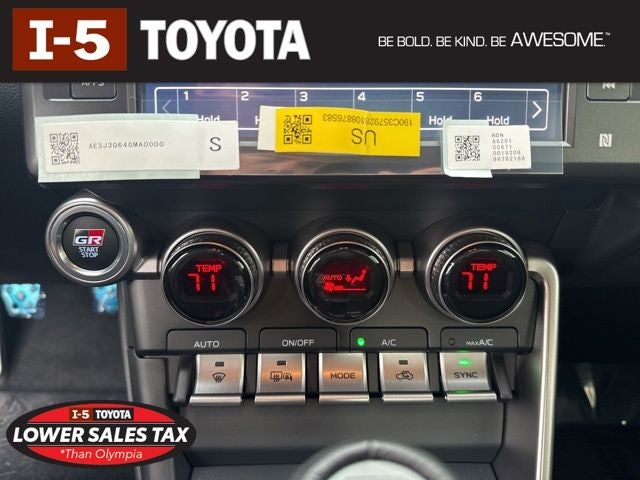 2025 Toyota GR86 Premium MT