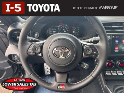 2026 Toyota GR86 Premium MT