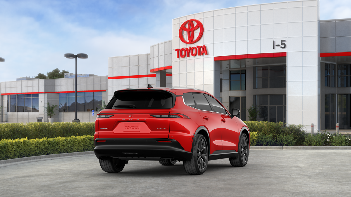 2025 Toyota Toyota Crown Signia Limited