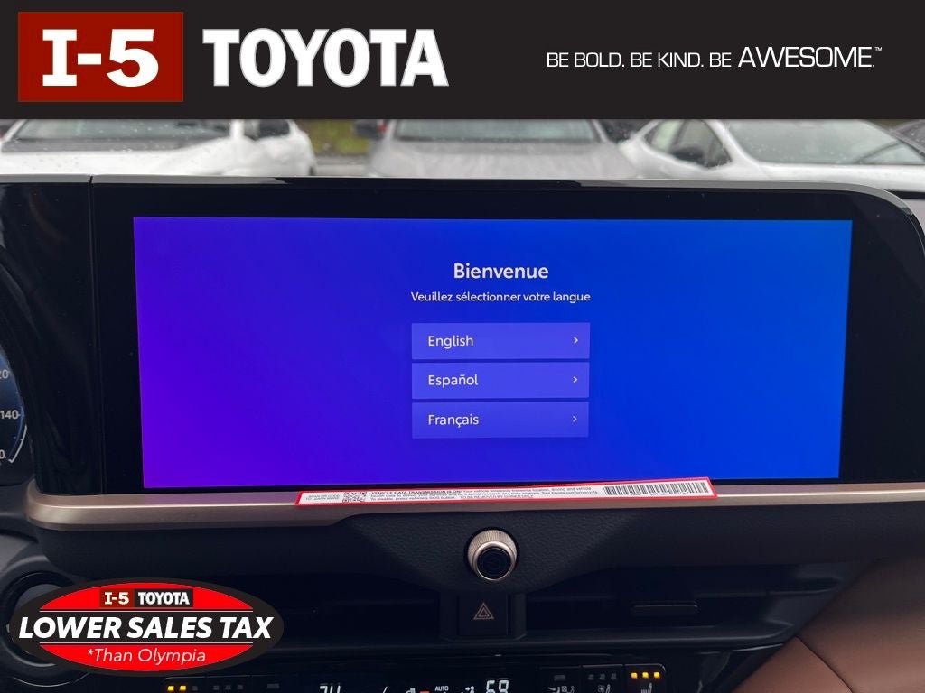 2025 Toyota Toyota Crown Signia Limited