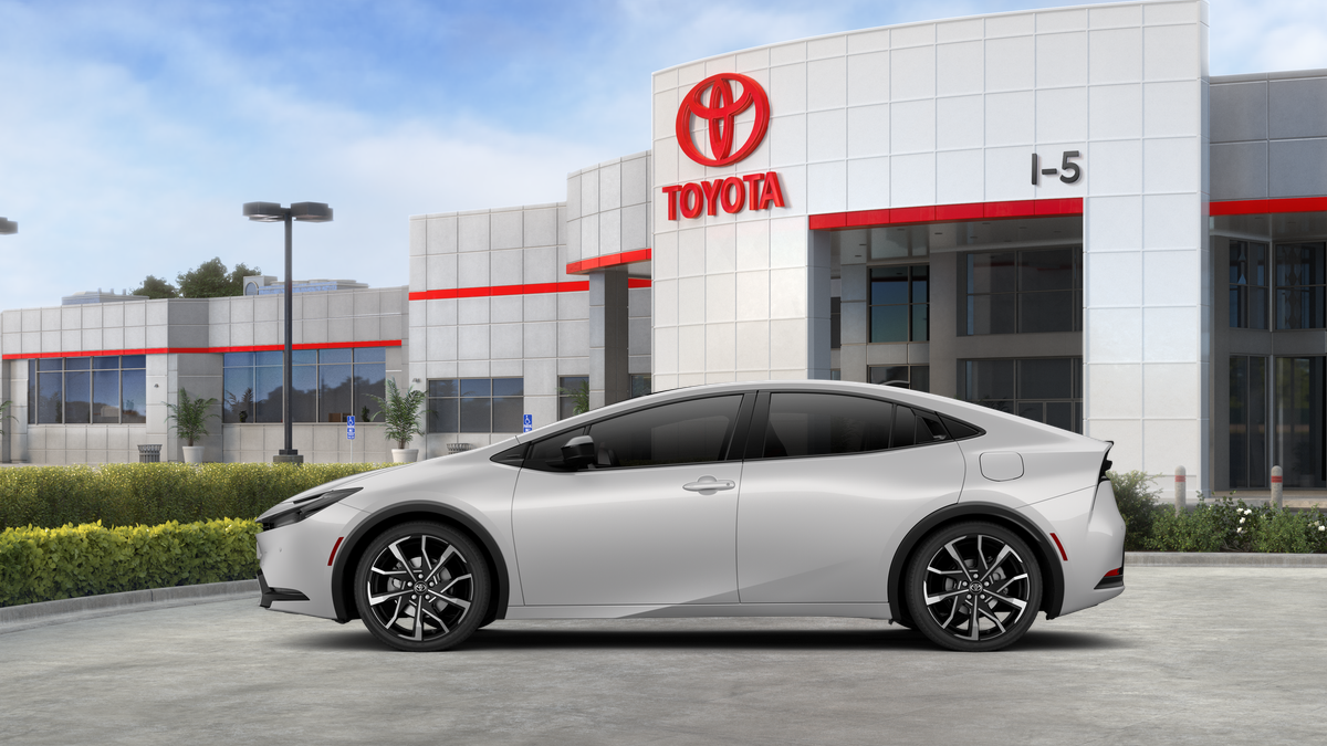 2026 Toyota Prius Plug-in Hybrid XSE