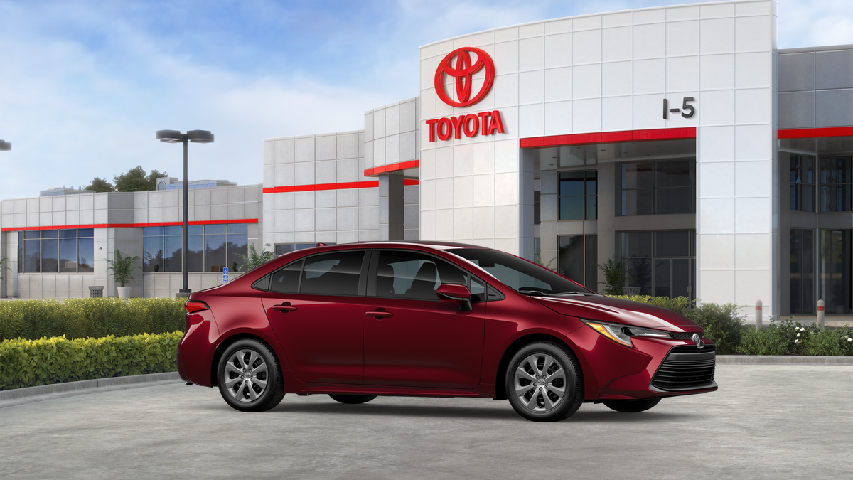 2026 Toyota Corolla LE