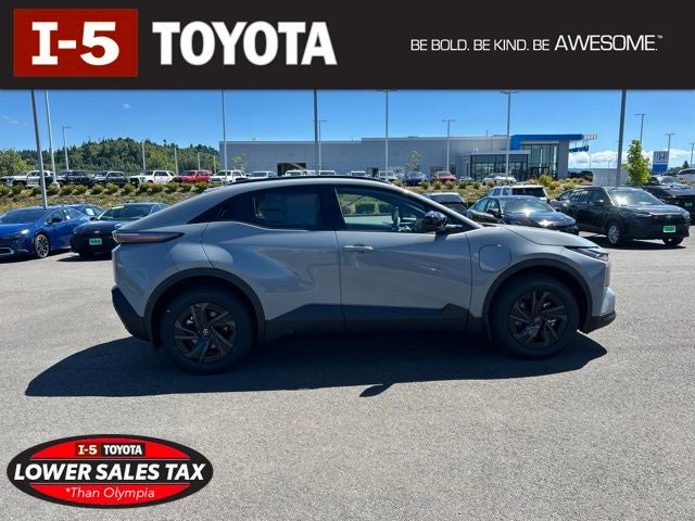 2026 Toyota C-HR SE