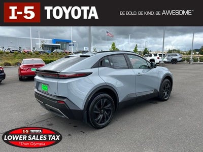 2026 Toyota C-HR SE